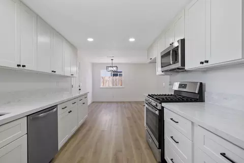 Kitchen - 883 Clover Ln, Hanford, CA 93230 photo 3 of 3