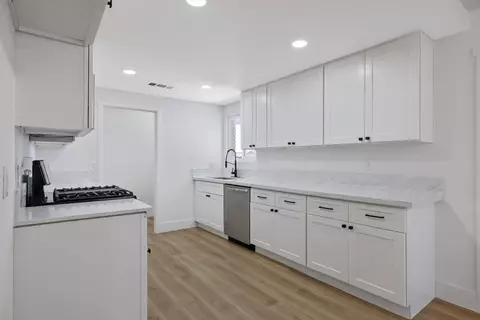 Kitchen - 883 Clover Ln, Hanford, CA 93230 photo 1 of 3