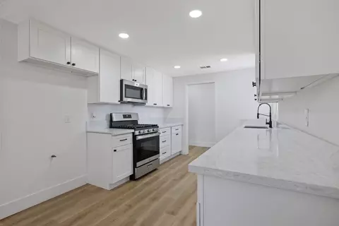 Kitchen - 883 Clover Ln, Hanford, CA 93230 photo 2 of 3