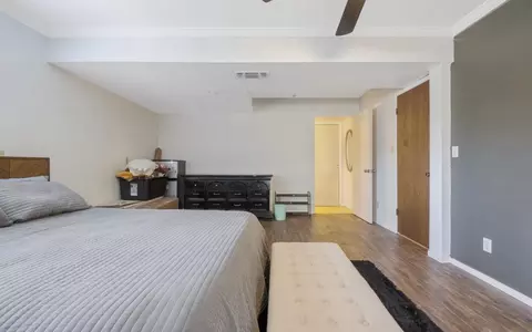 Bedroom - 42794 Kaweah River Dr, Three Rivers, CA 93271 photo 5 of 5