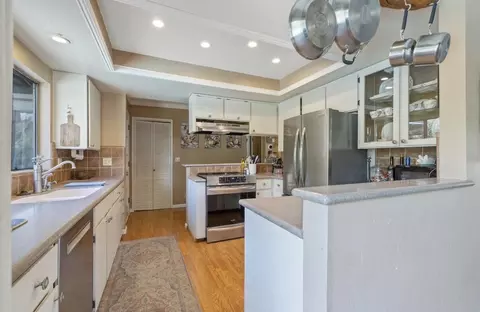 Kitchen - 42794 Kaweah River Dr, Three Rivers, CA 93271 photo 1 of 2