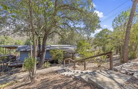Exterior - 42794 Kaweah River Dr, Three Rivers, CA 93271 photo 2 of 14