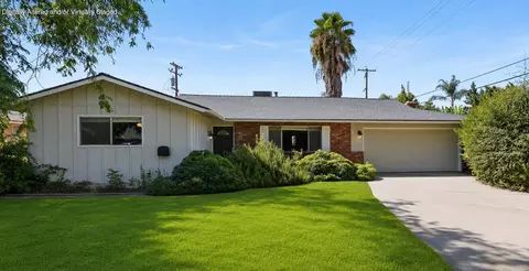 1307 E Loftus Ln, Fresno, CA 93710