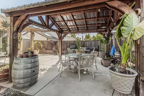 Exterior - 843 Bellis Ave, Dinuba, CA 93618 photo 11 of 13