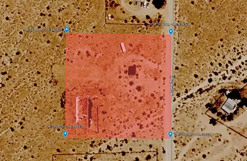 3722 Acoma Trl, Landers, CA 92285 photo 7