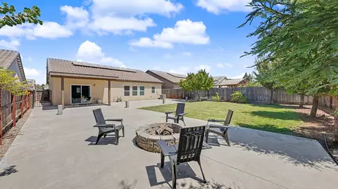 Exterior - 3615 E Westcott Ave, Visalia, CA 93292 photo 6 of 8