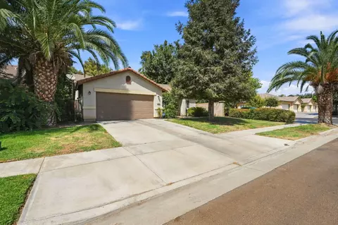 Exterior - 2630 E Parkview Ave, Visalia, CA 93292 photo 3 of 9