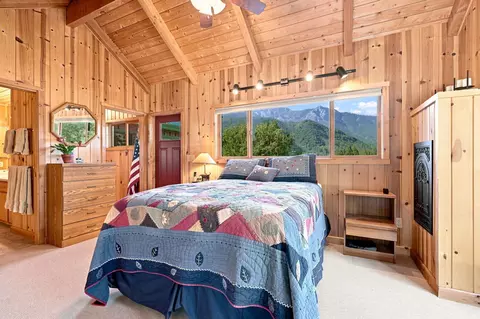 Bedroom - 357 Grandview Dr, Springville, CA 93265 photo 4 of 6
