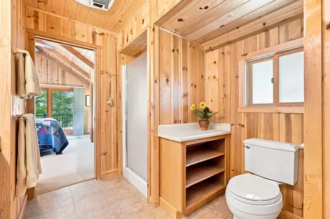 Bath - 357 Grandview Dr, Springville, CA 93265 photo 5 of 5