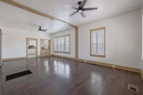 Living - 112 Irwin Ct, Hanford, CA 93230 photo 1 of 6