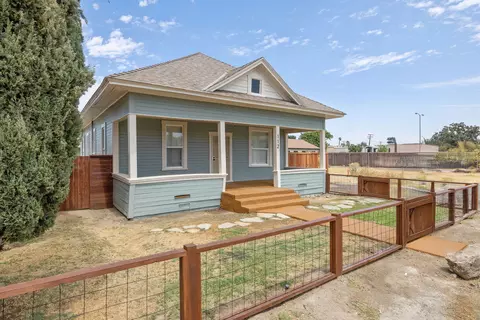 Other - 112 Irwin Ct, Hanford, CA 93230 photo 1 of 13