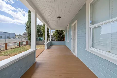 Exterior - 112 Irwin Ct, Hanford, CA 93230 photo 4 of 18