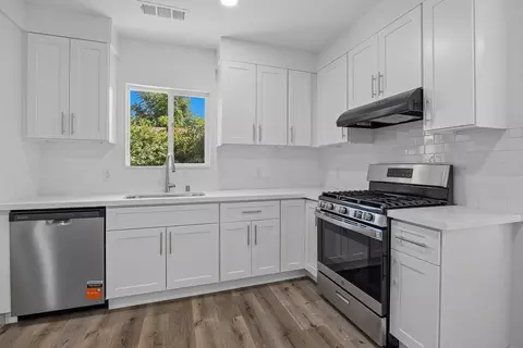 Kitchen - 309 S Quince Ave, Exeter, CA 93221 photo 1 of 3
