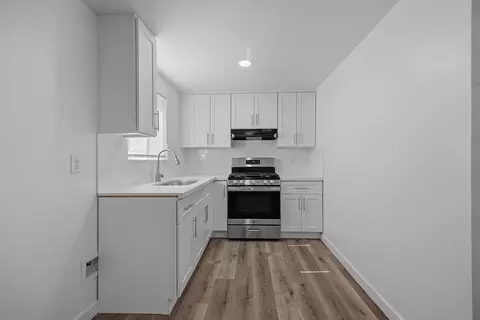 Kitchen - 309 S Quince Ave, Exeter, CA 93221 photo 2 of 3