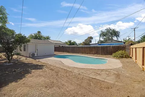 Exterior - 309 S Quince Ave, Exeter, CA 93221 photo 7 of 7