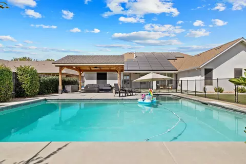 Exterior - 230 Old Line Ave, Exeter, CA 93221 photo 7 of 13
