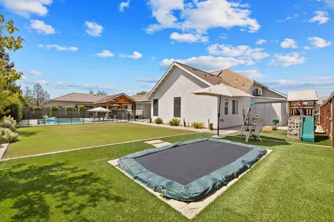 Exterior - 230 Old Line Ave, Exeter, CA 93221 photo 11 of 13