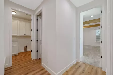 Entry Way - 230 Old Line Ave, Exeter, CA 93221 photo 8 of 13