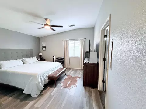Bedroom - 1729 E Monte Verde Ave, Visalia, CA 93292 photo 4 of 6