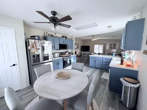 Kitchen - 1729 E Monte Verde Ave, Visalia, CA 93292 photo 1 of 2