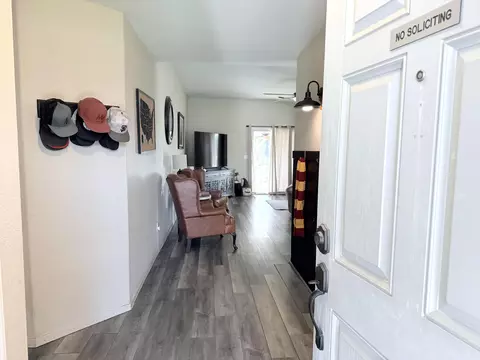 Entry Way - 1729 E Monte Verde Ave, Visalia, CA 93292 photo 1 of 6