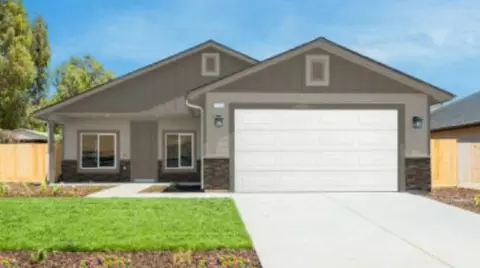 1001 N Cypress St, Woodlake, CA 93286