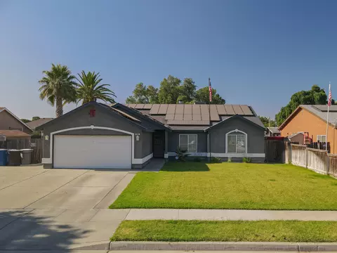 Exterior - 980 Yosemite Dr, Lemoore, CA 93245 photo 16 of 16