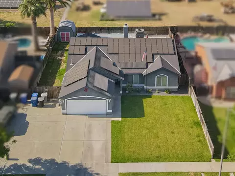 View/Area - 980 Yosemite Dr, Lemoore, CA 93245 photo 1 of 12