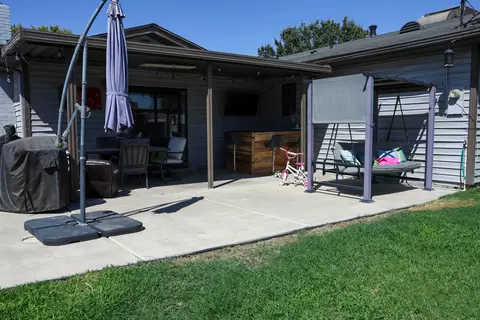 Exterior - 1709 E Burton Ave, Tulare, CA 93274 photo 6 of 8