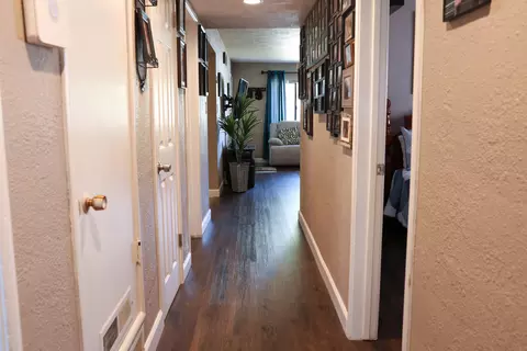 Entry Way - 1709 E Burton Ave, Tulare, CA 93274 photo 3 of 3