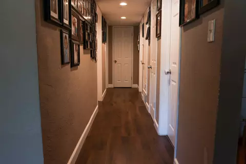 Entry Way - 1709 E Burton Ave, Tulare, CA 93274 photo 2 of 3