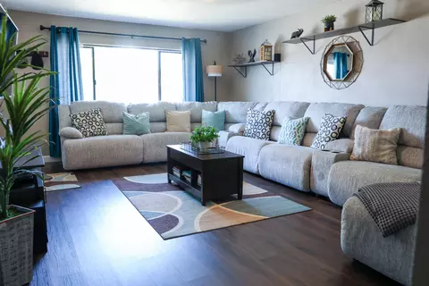 Living - 1709 E Burton Ave, Tulare, CA 93274 photo 2 of 3