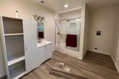 429 B St, Lemoore, CA 93245 photo 3