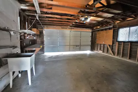 Other - 905 E Florinda St, Hanford, CA 93230 photo 6 of 7