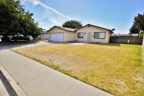 Other - 905 E Florinda St, Hanford, CA 93230 photo 1 of 7