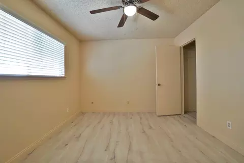Other - 905 E Florinda St, Hanford, CA 93230 photo 5 of 7
