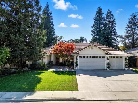 4623 W Grove Ave, Visalia, CA 93291