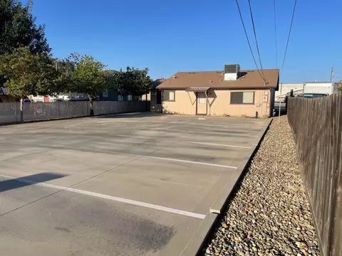 Exterior - 145 S D St, Exeter, CA 93221 photo 7 of 7