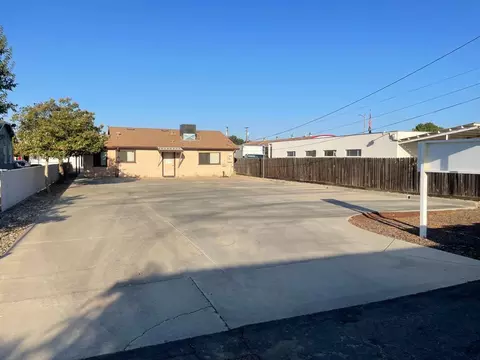 Exterior - 145 S D St, Exeter, CA 93221 photo 6 of 7