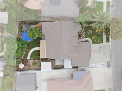 View/Area - 2234 N Carson Ct, Visalia, CA 93291 photo 2 of 5