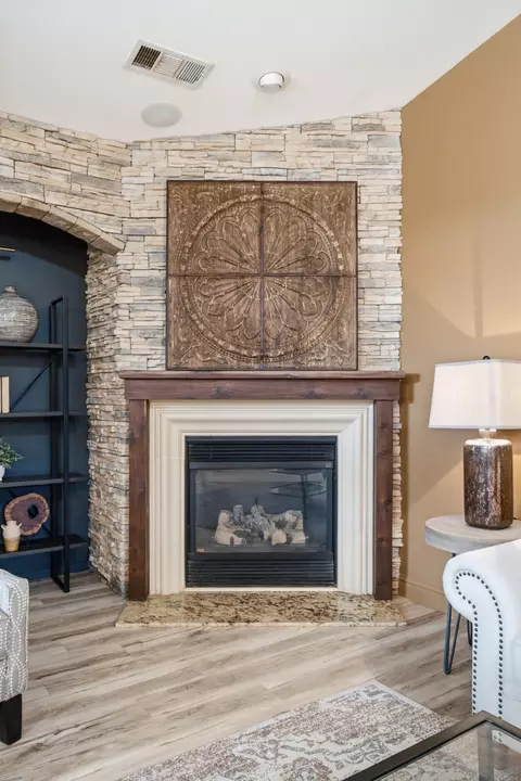 Living - 2234 N Carson Ct, Visalia, CA 93291 photo 2 of 3