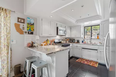 Kitchen - 41113 Oak Ridge Dr #A, Three Rivers, CA 93271 photo 1 of 4