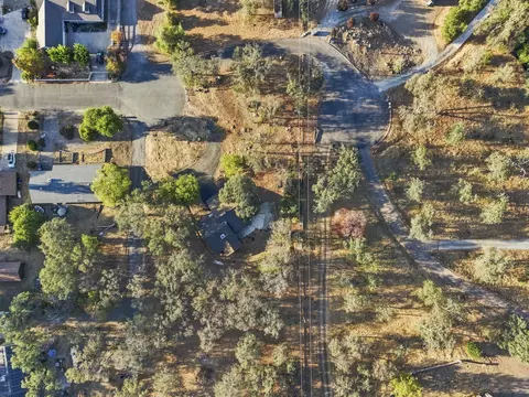 View/Area - 41113 Oak Ridge Dr #A, Three Rivers, CA 93271 photo 8 of 8