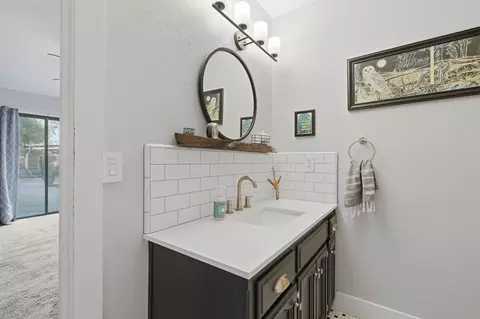 Bath - 41113 Oak Ridge Dr #A, Three Rivers, CA 93271 photo 2 of 3