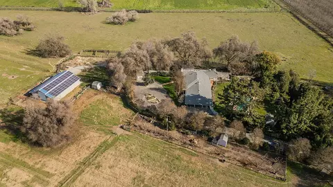 View/Area - 3670 S Newmark Ave, Sanger, CA 93657 photo 8 of 14