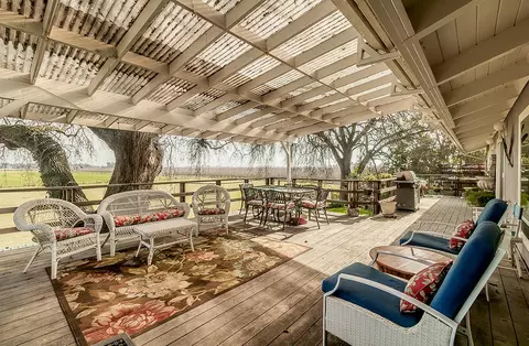 Exterior - 3670 S Newmark Ave, Sanger, CA 93657 photo 11 of 51