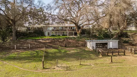 Exterior - 3670 S Newmark Ave, Sanger, CA 93657 photo 50 of 51