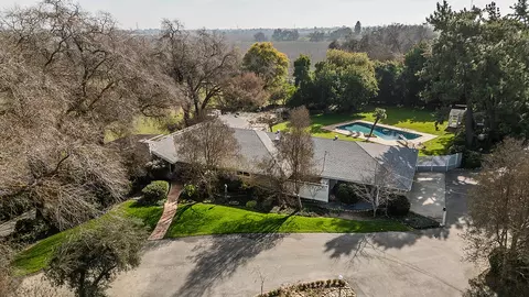 View/Area - 3670 S Newmark Ave, Sanger, CA 93657 photo 1 of 14