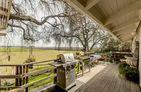 Exterior - 3670 S Newmark Ave, Sanger, CA 93657 photo 13 of 51