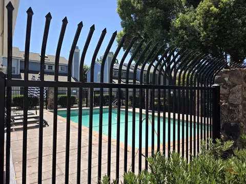 Exterior - 1468 Mayflower Way, Clovis, CA 93612 photo 6 of 8